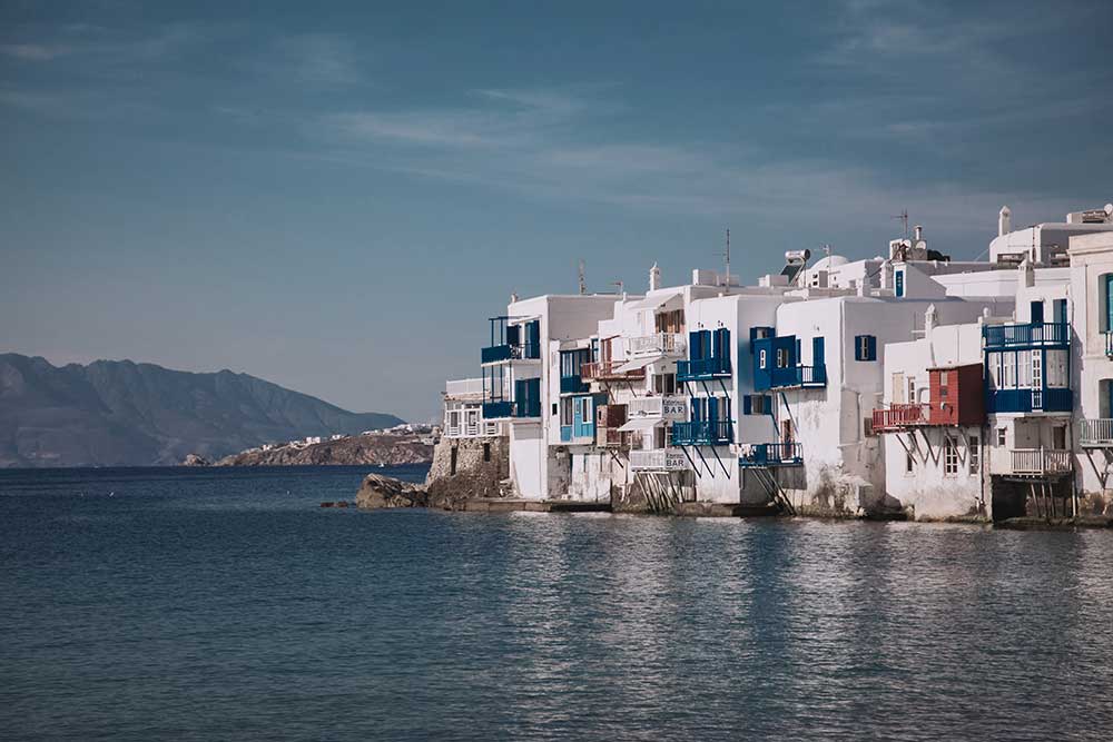 Sla Ibiza over als je op zoek bent naar een feestelijke jetsetreis. Richt je pijlen liever op Griekenland, want Mykonos is het nieuwe Ibiza.